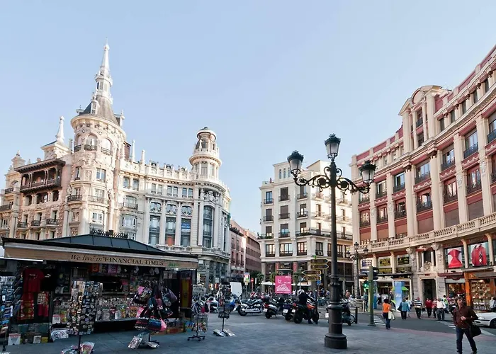 Atico En El Centro De Madrid - Calle Jardines